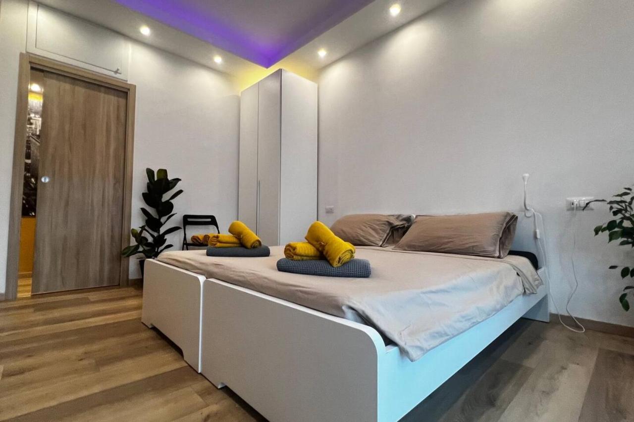 Prestigioso Trilocale Sui Navigli Con A/C & Wi-Fi Apartment Milan Luaran gambar