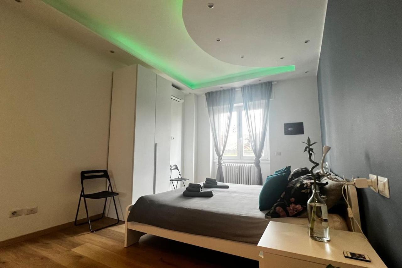 Prestigioso Trilocale Sui Navigli Con A/C & Wi-Fi Apartment Milan Luaran gambar