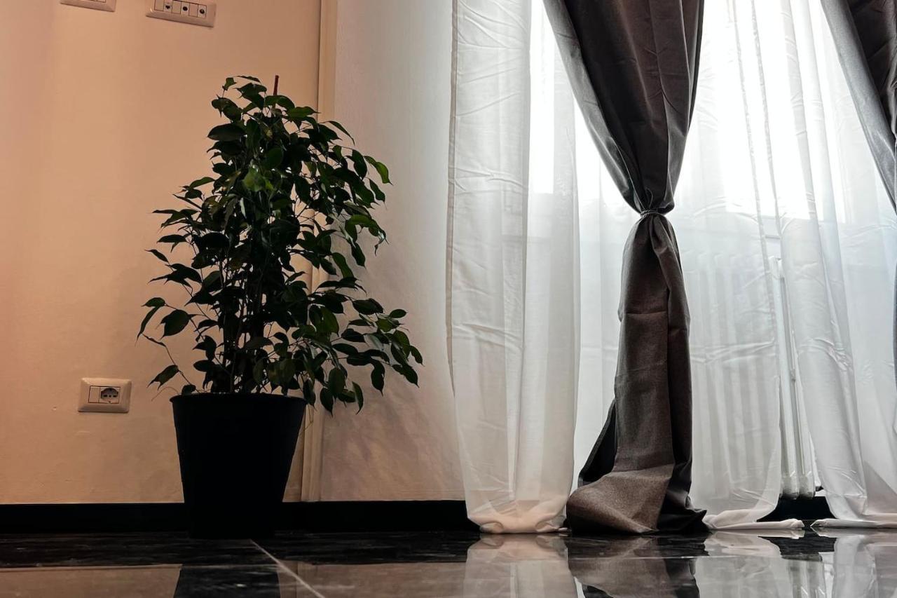Prestigioso Trilocale Sui Navigli Con A/C & Wi-Fi Apartment Milan Luaran gambar